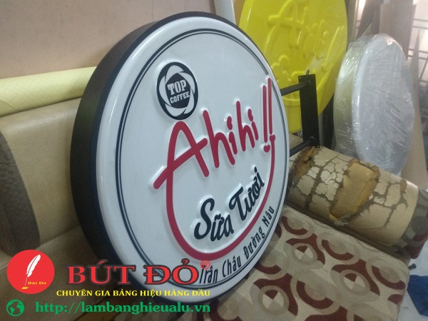 làm bảng hiệu hộp đèn đẹp giá rẻ tại quận bình thạnh